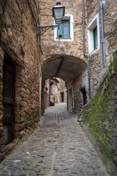 istock Typical Italian narrow street 1138842454