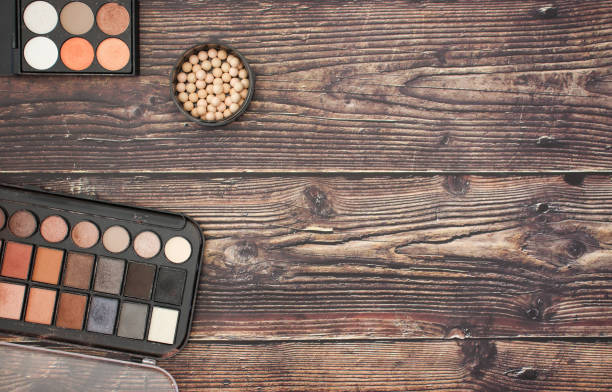 istock Eye shadows on wooden table 1138885654