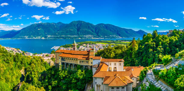 святилище богоматери сассо в локарно, швейцария - locarno стоковые фото и изображения