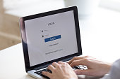 zugangsfenster-geben-sie-login-und-passwort-ein-cyberschutz.jpg?b=1&s=170x170&k=20&c=p2xaUgEIOCgptSIFWZjOmu-DYTP7x-LeXIK3El4yCkk=