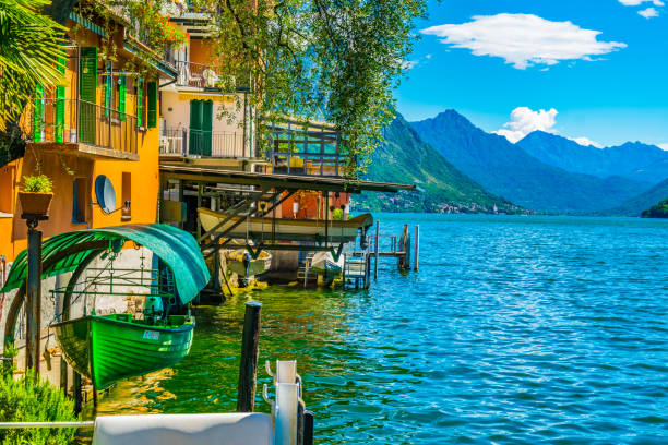 набережная деревни гандрия возле лугано, швейцария - ticino canton stone switzerland water стоковые фото и изображения