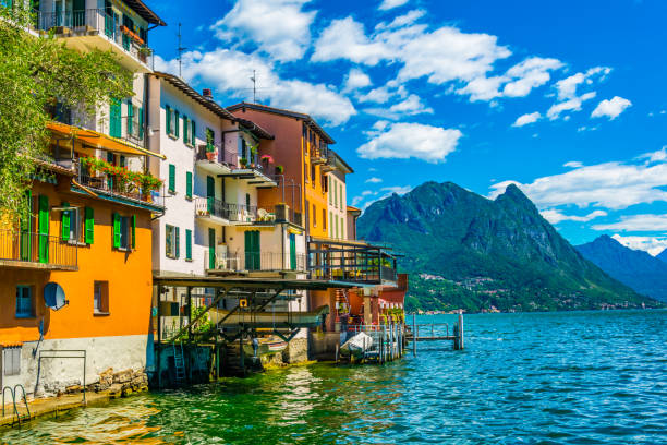 набережная деревни гандрия возле лугано, швейцария - ticino canton stone switzerland water стоковые фото и изображения