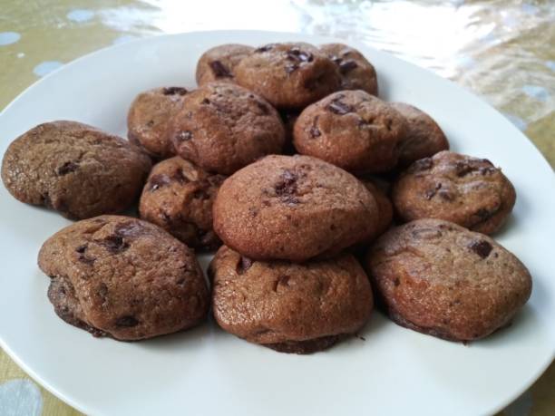 istock Chocolate chips cooking - homestyle cookies 1138960782