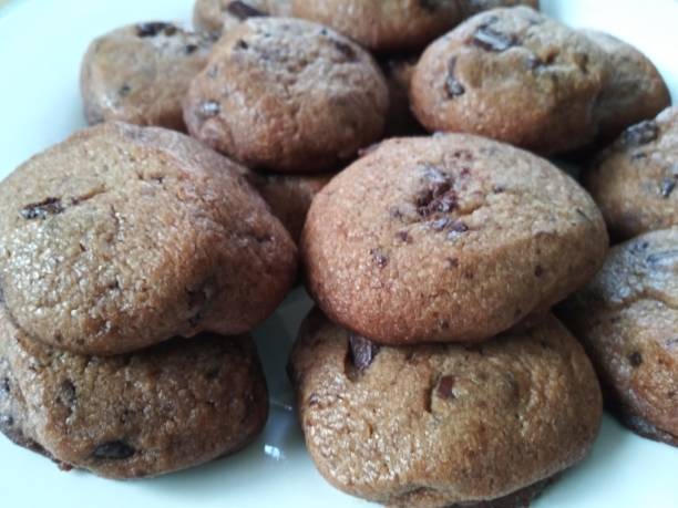 istock Chocolate chips cooking - homestyle cookies 1138960791
