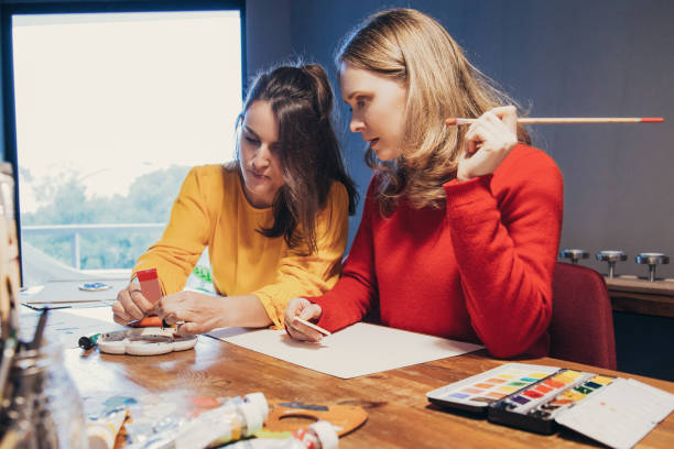 istock Painting class for adults 1138977734
