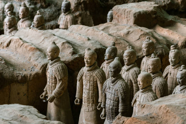 서 안의 테라코타 육군 전사-시안-유네스코 세계 문화 유산-시안-산시-중국-아시아 - terracotta soldiers xian terracotta tomb 뉴스 사진 이미지