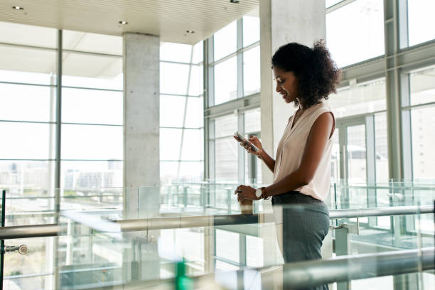 istock Making use of her business contacts 1139036104