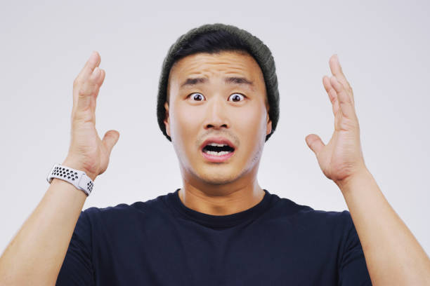 彼はすっかり吹き飛ばした - 驚く 男性 ストックフォトと画像