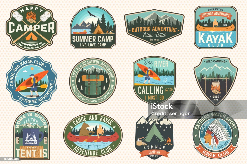 サマーキャンプ、カヌー、カヤッククラブのバッジセット。ベクトル。パッチ用。キャンプ、山、川、アメリカインディアンと入り江のシルエットとデザイン。エクストリームキャンプとウ� - キャンプするのロイヤリティフリーベクトルアート
