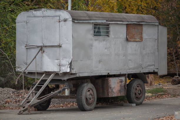 istock Entrance of an old construction trailer (wagon) 1139072790