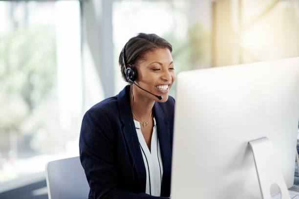 istock Turning queries into satisfied clients 1139082715