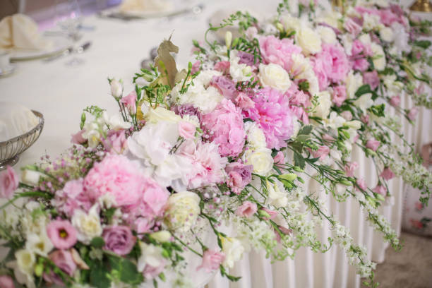 istock Beautiful flower decoration on wedding table 1139084020
