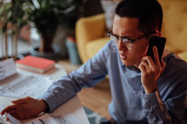 istock Young man talking to his financial advisor 1139096152