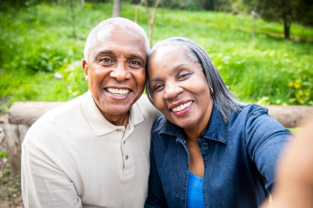 istock Senior Black Couple Taking a Selfie 1139107382
