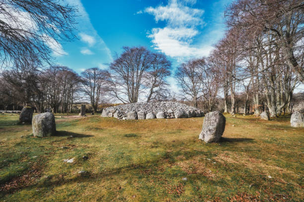 Clava Cairns, Culloden, Inverness, Scotland Clava Cairns bronze age stones outside Culloden, Inverness, Scotland. cairn stock pictures, royalty-free photos & images