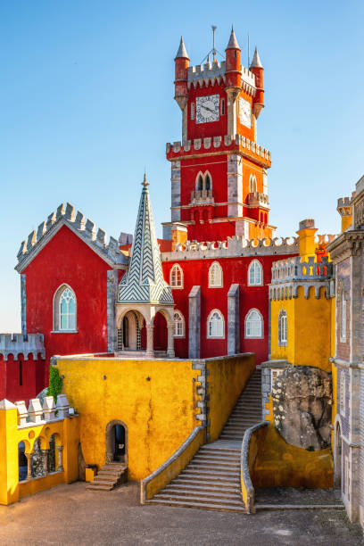 paleis pena in portugal - sintra stockfoto's en -beelden
