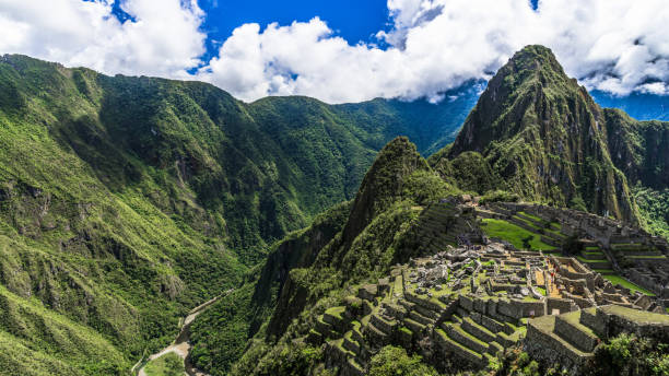istock Valley of the Urubamba river 1139132249