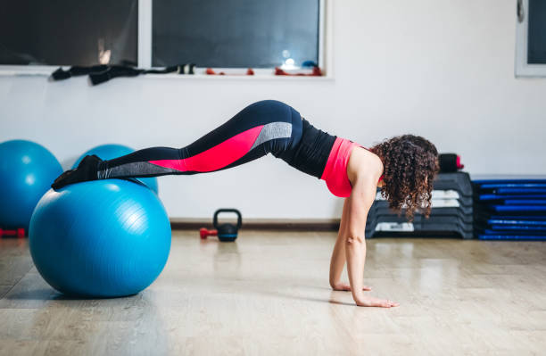 istock Young woman in a gym 1139135274