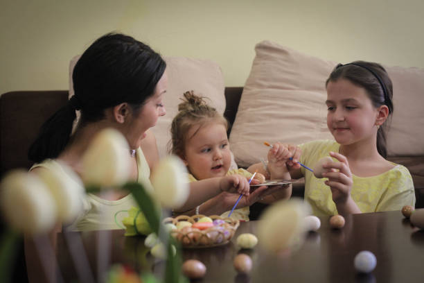 istock Happy family on Easter. 1139138971
