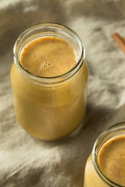 istock Homemade Warm Turmeric Golden Milk 1139147340