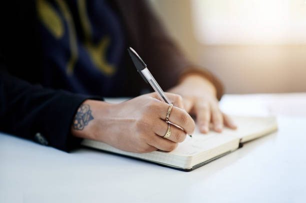 istock Scheduling upcoming meetings for the day 1139182671
