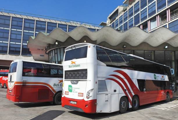 capolinea bus busarus - republic of ireland dublin ireland bus city foto e immagini stock