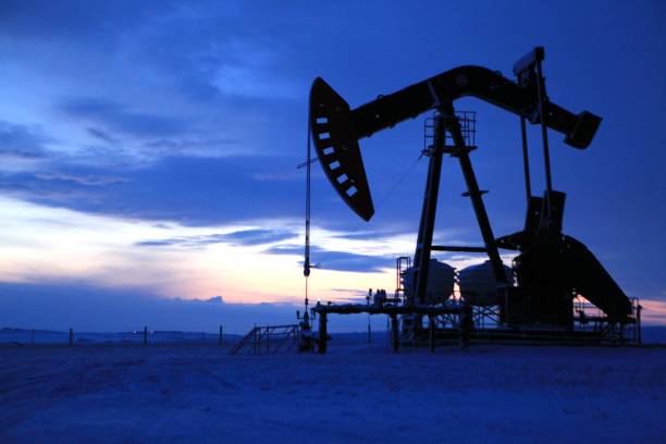 istock Oil pumpjack at dawn 1139290516