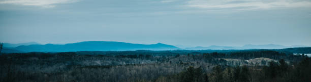 panoramiczne pasmo górskie w karolinie północnej - blue ridge mountains mountain range mountain north carolina zdjęcia i obrazy z banku zdjęć