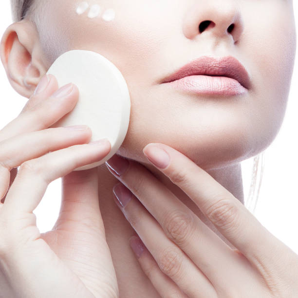 istock Woman Remove makeup cosmetics, apply cream 1139424457