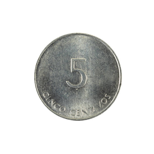 istock 5 cuban intur centavo coin (1988) obverse isolated on white background 1139488510