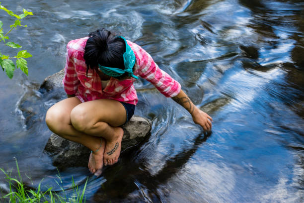 istock Outdoor Woman 1139496274