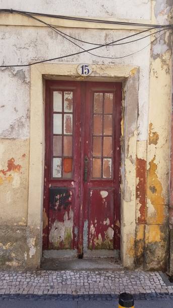 istock Porto - earthy and ochre tones 1139505733