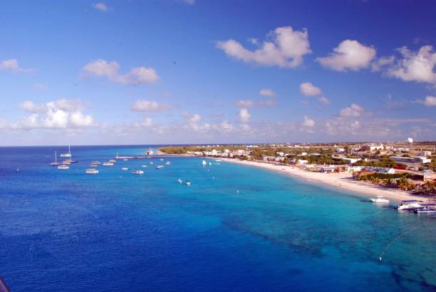 istock Waterfront at grand turk 1139546271