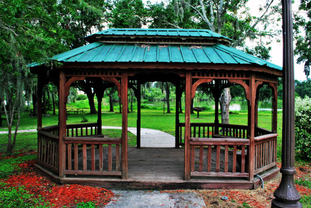 istock Red Cupola with green roof 1139548866