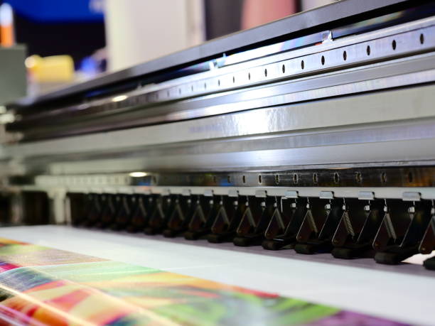 цифровая печать - широкий формат - computer printer paper printout ink стоковые фото и изображения