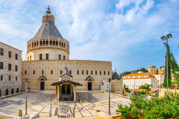 basilica of the annunciation in nazareth, israel - franciscan imagens e fotografias de stock