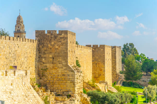 fortification de jerusalem com torre de david, israel - jerusalem judaism david tower - fotografias e filmes do acervo