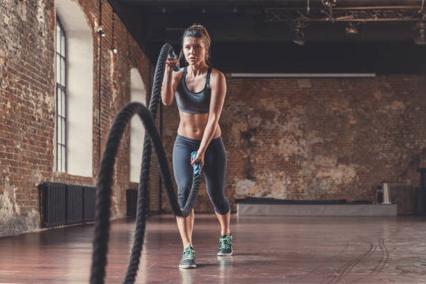 istock Athletic young girl with a rope 1139690153