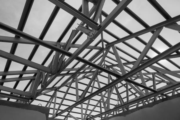 istock Structure of steel roof frame for building construction. 1139701470