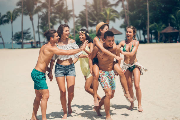 istock Friends enjoy the summer 1139706468