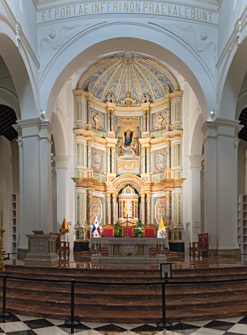 panama city, panama - march 04, 2019: church interior view cathedral basilica metropolitana de santa maria la antigua san felipe in the old quarter panama viejo