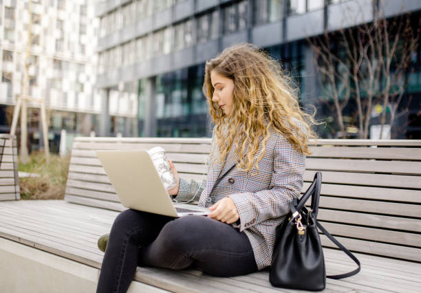 istock Casual styled Women at Lunch Break 1139725177