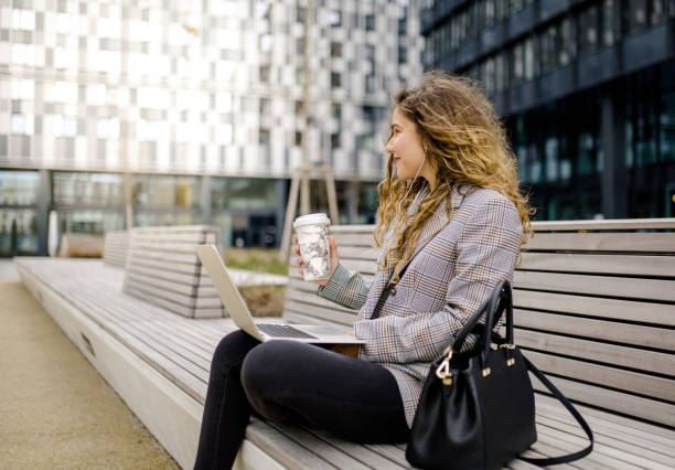 istock Casual styled Women at Lunch Break 1139725227