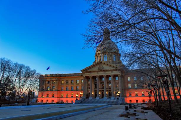 istock Sunrise Lights Over The Legislature 1139747838