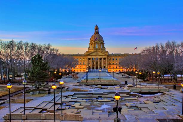 istock Sunrise Lights Over The Legislature 1139747887