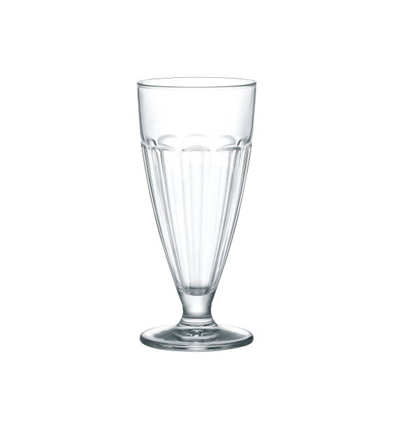 istock Empty glass ice cream cup isolated on white background. Side view. 1139765604