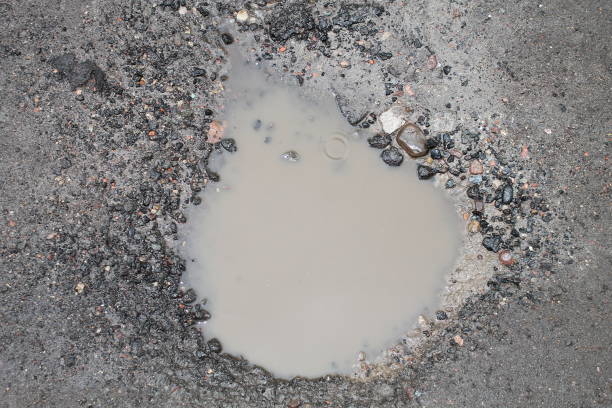 istock The hole in the road. 1139780483