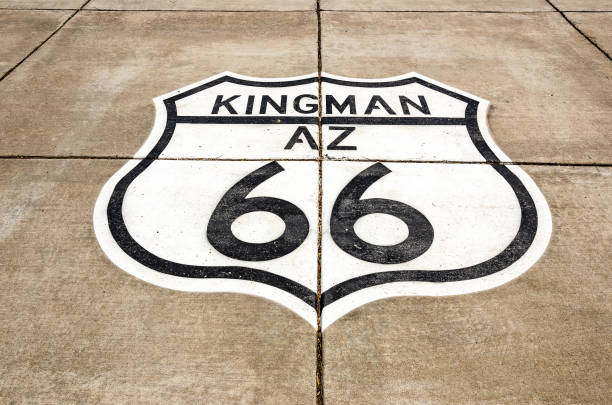 Route 66 em Kingman, Arizona - foto de acervo