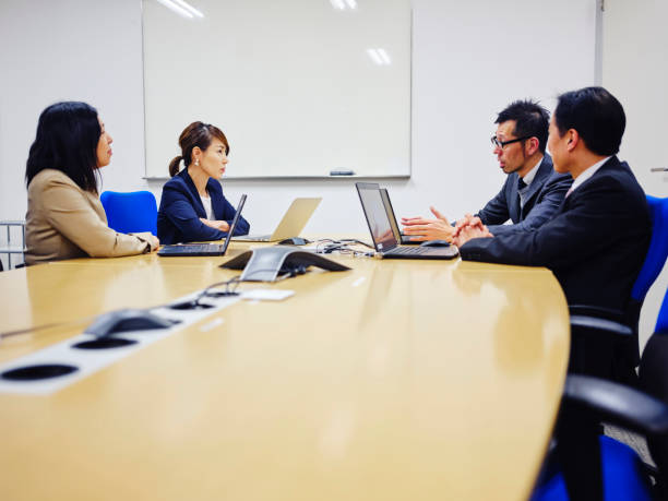 istock Japanese Business People in the Office 1139804726