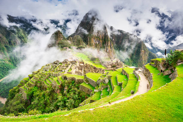 Machu Picchu, Cusco-Peru Machu Picchu, Peru, South America. Ruins of Inca Empire on Sacred Valley, Cusco, wonder of the world. bolivian andes photos stock pictures, royalty-free photos & images